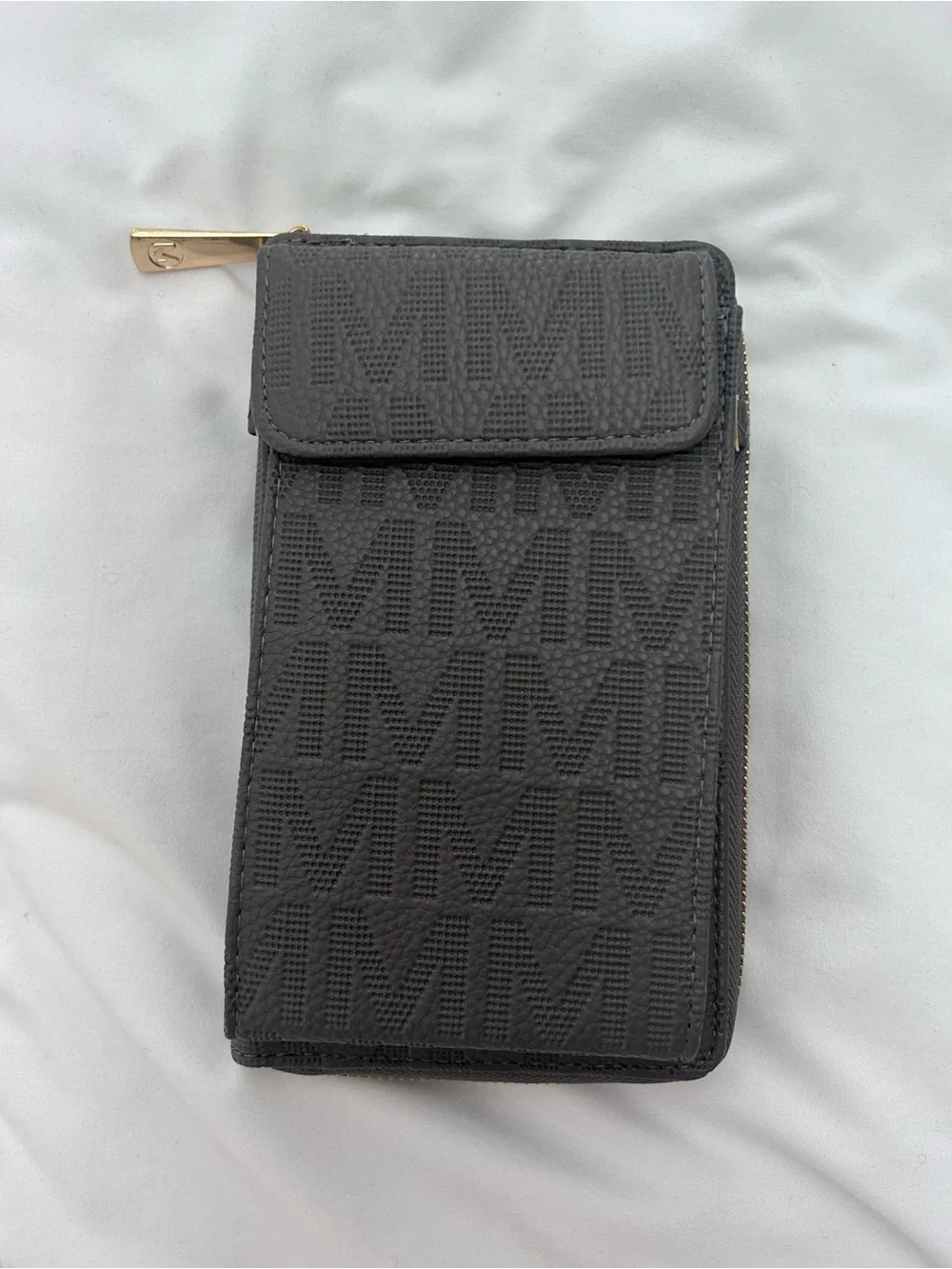 Women's Black cross body wallet
